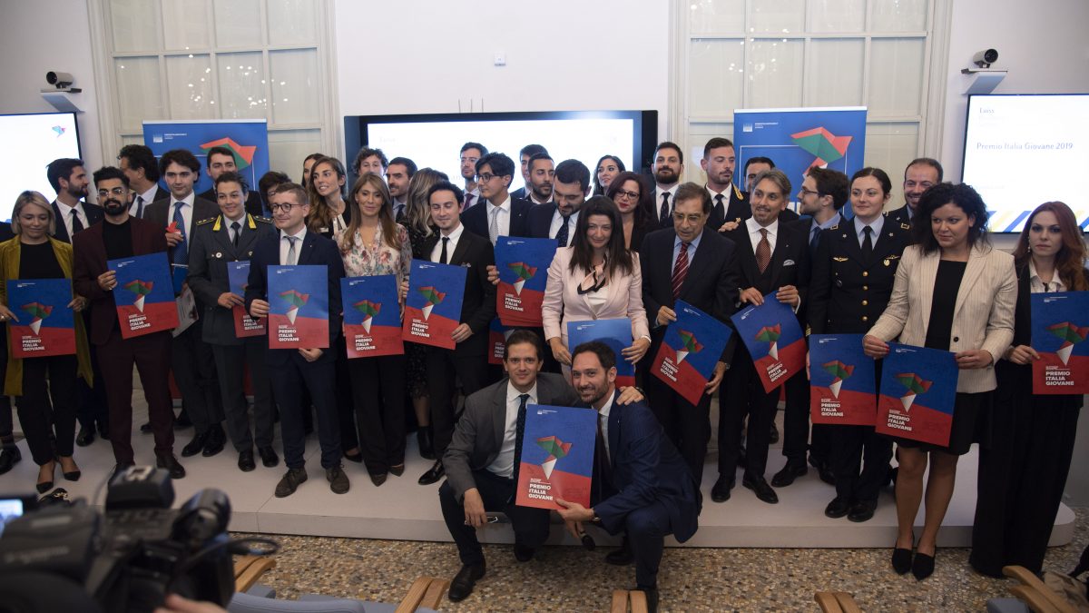 Premio Italia Giovane: tutti i vincitori della VII Edizione dedicata alla Smartsociety